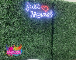 neon sign hire just married 3 1668574887 1 Neon Sign - Just Married - Cold White